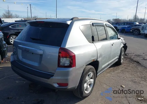 2015 Jeep Compass Sport z USA, uszkodzony, nr VIN 1C4NJCBA0FD209105